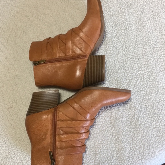 Enzo Angiolini Leather Boots - Picture 8 of 9